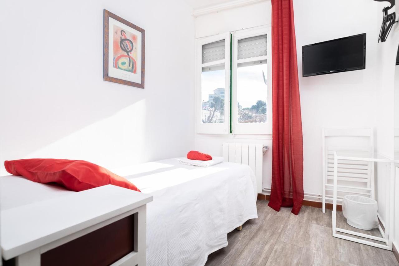 Fonda Chavarria Sant Joan Despi Bagian luar foto