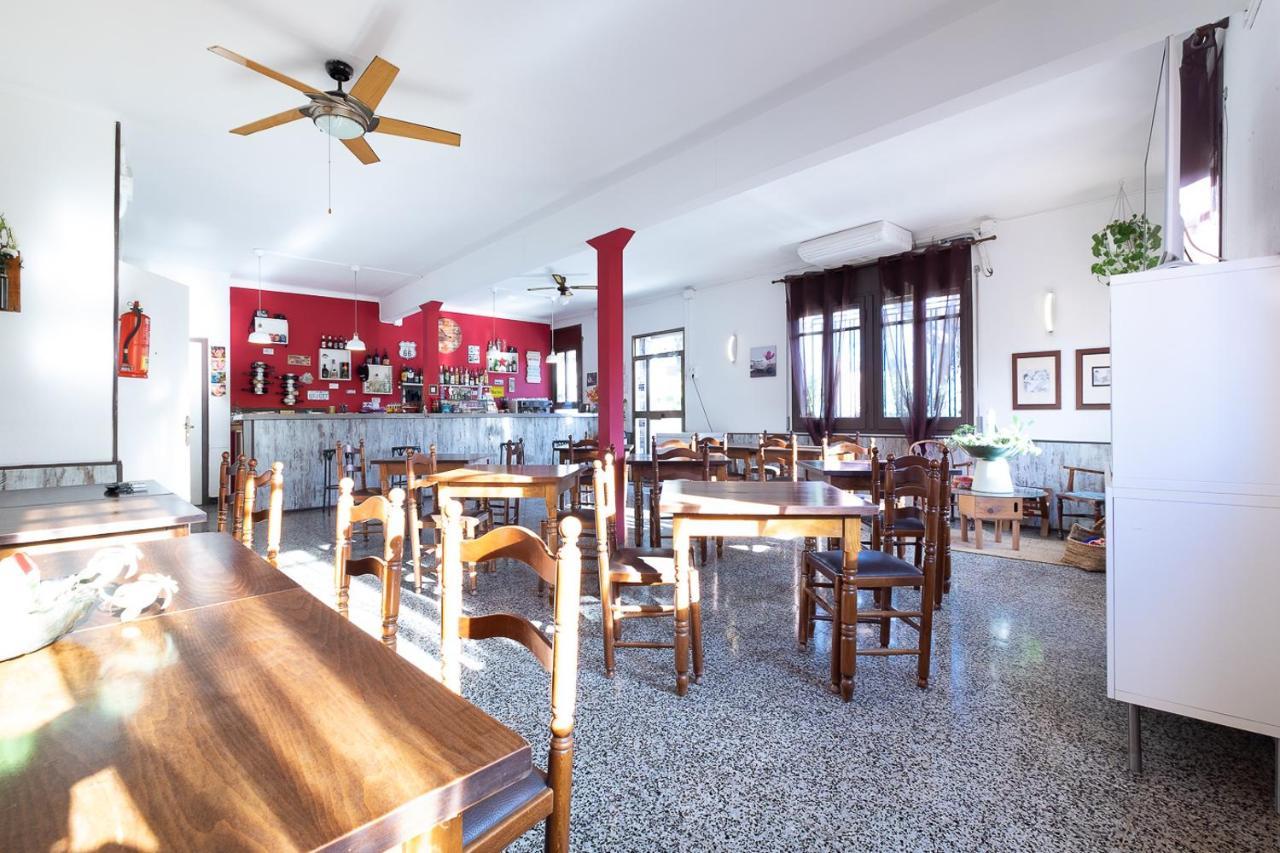 Fonda Chavarria Sant Joan Despi Bagian luar foto